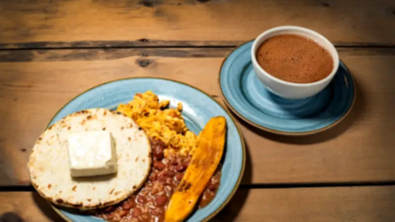 Gastronomía colombiana brilla en ranking mundial: platos típicos que conquistan paladares