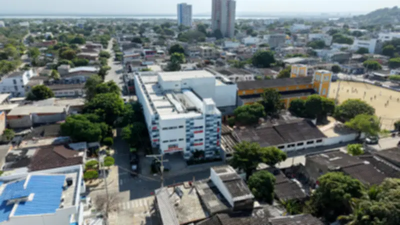 Gobernación de Bolívar alerta sobre crisis hospitalaria por impagos de EPS a IPS públicas