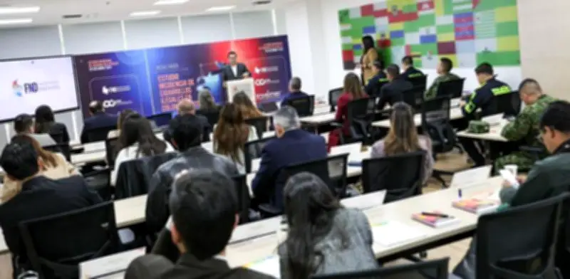 Gobernadores alertan: más impuestos al cigarrillo dispararían el contrabando en Colombia