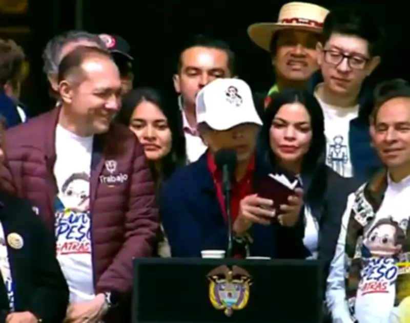 Gobierno colombiano asume fabricación de pasaportes tras superar certificaciones internacionales