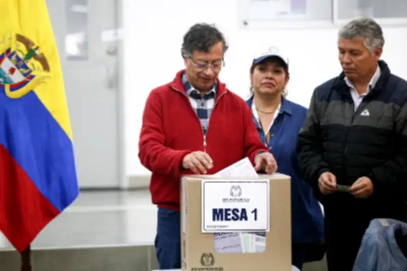 Gobierno de Petro intensifica cuestionamientos al sistema electoral a semanas de los comicios