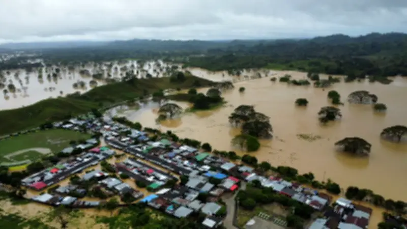Gobierno decreta emergencia nacional por inundaciones históricas en la Costa Caribe colombiana