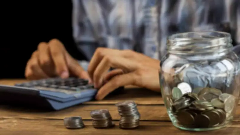 Gobierno mantiene alza del 23,7% en salario mínimo y anuncia alivios para microempresas