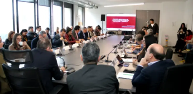 Gobierno reconoce que aumento del salario mínimo técnico era 13,6% pero justifica 23% con criterio vital de OIT