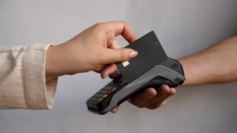 Golpe al bolsillo: bancos con tasas más altas en avances de tarjeta de crédito