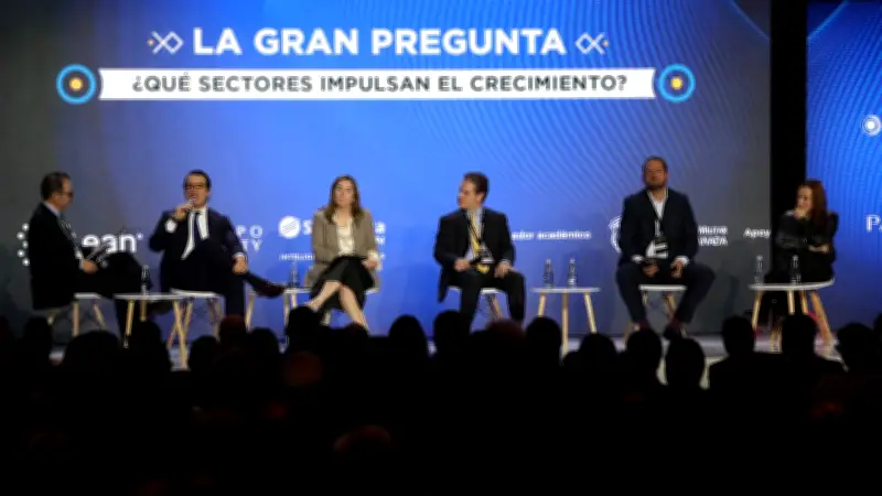 Gran Foro Colombia 2026: Líderes analizan riesgos electorales y desafíos económicos del país