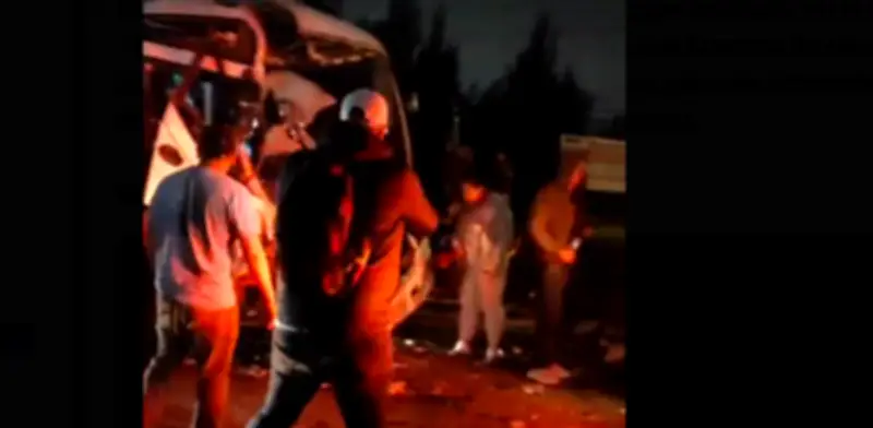 Grave accidente en la vía Bogotá-La Vega: dos busetas intermunicipales colisionaron con heridos