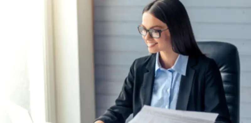 Guía para destacar en el mercado laboral colombiano: oportunidades regionales y vacantes