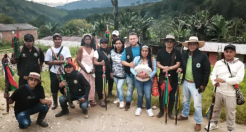 Guardia Indígena rescata a lideresa Ana Guetio y equipo tras asalto en El Tambo, Cauca