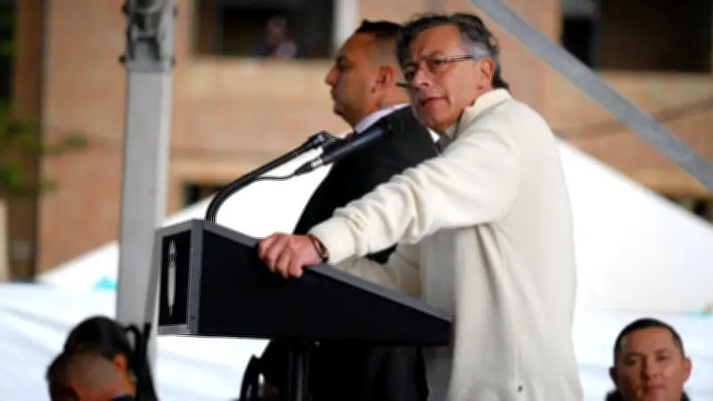 Gustavo Petro reacciona a suspensión del salario mínimo y anuncia medidas tras fallo del Consejo de Estado
