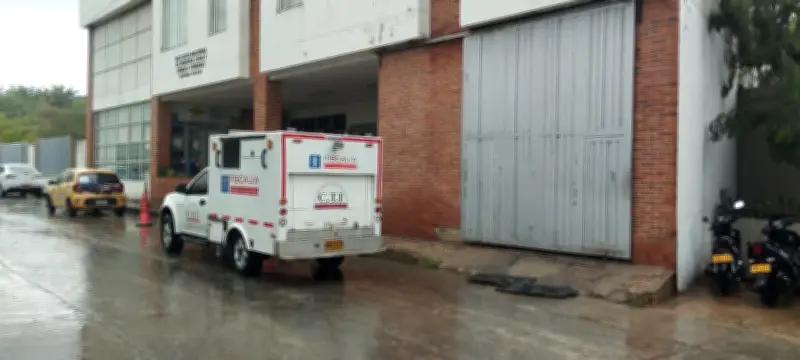 Hallan cuerpo de hombre de 72 años en caño de Cartagena; investigan si fue homicidio