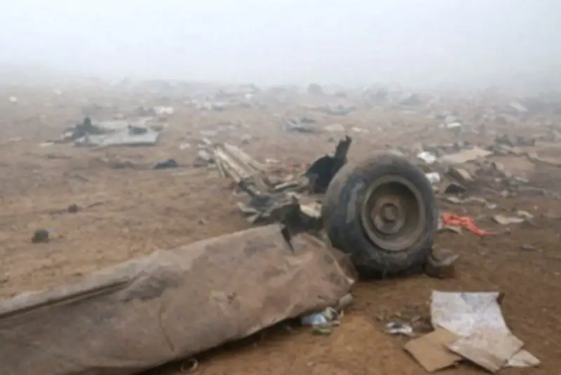 Hallan helicóptero militar accidentado en Perú con 15 fallecidos, incluidos 7 menores