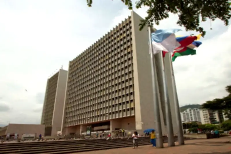Hallazgo de cabeza humana en maleta cerca del CAM de Cali enciende alarmas de seguridad