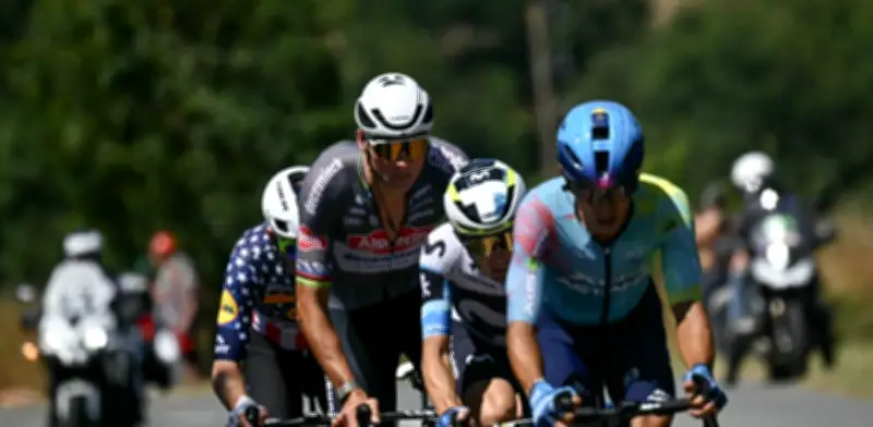 Harold Tejada se mantiene cuarto en UAE Tour tras dura etapa en Jebel Hafeet