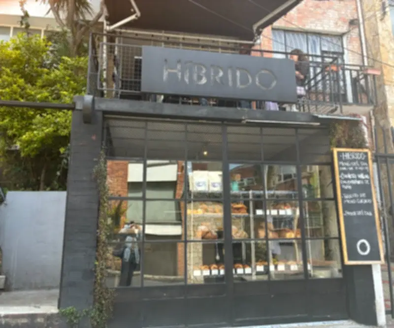 Híbrido: El restaurante que convierte la masa madre en alta cocina colombiana