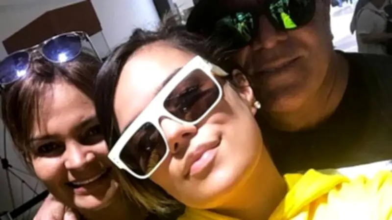 Hermana de Karol G revela conflicto familiar por custodia y denuncia violencia en su infancia