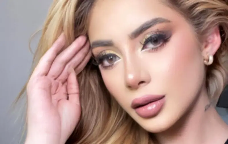 Hija de Marbelle sufre accidente con tacón al lavar ropa y muestra herida en la nariz