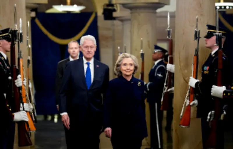 Hillary Clinton enfrenta interrogatorio sobre Epstein en choque político con republicanos