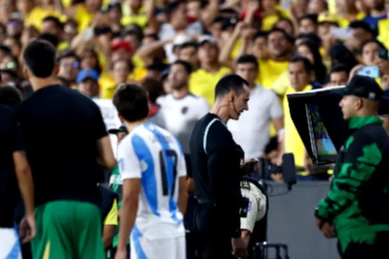 IFAB aprueba nuevas reglas para el fútbol mundial: VAR, sustituciones y límites de tiempo