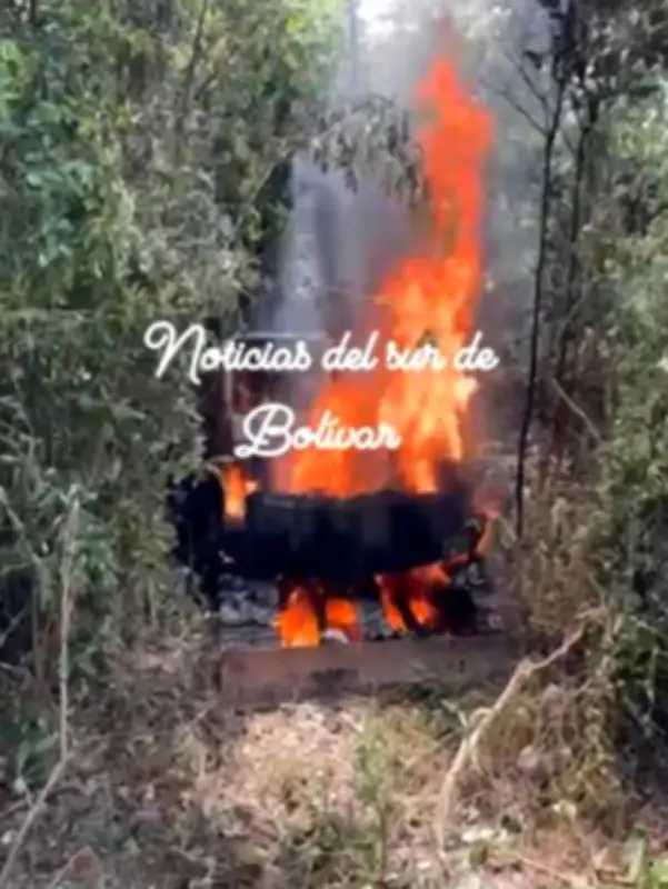 Incendio de retroexcavadora en Simití, Bolívar, genera alarma y temor en comunidad rural