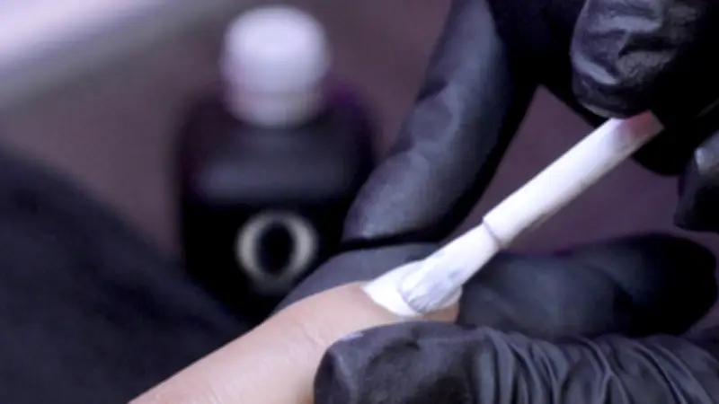 Industria de uñas en Colombia acelera innovación tecnológica tras cambios regulatorios internacionales