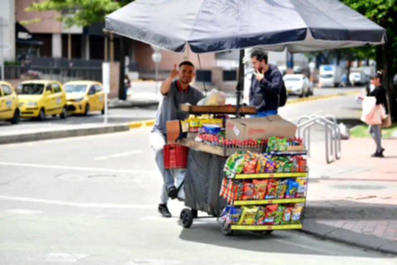 Informalidad laboral en Colombia se mantiene en 55,7%: cinco de cada diez trabajadores no cotizan a seguridad social