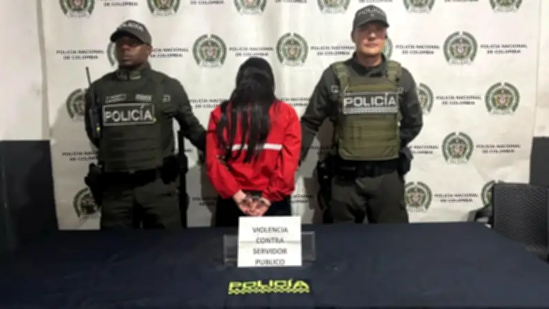 Intento de asonada en controles de Medellín deja policía herida y mujer capturada