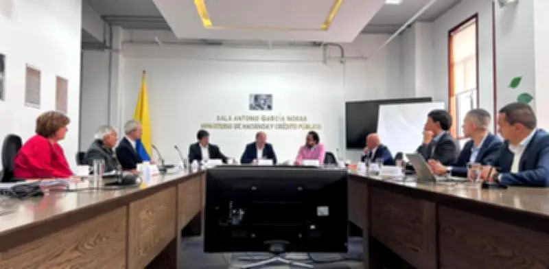 Inversiones forzosas siguen en la mesa: Banca y Gobierno buscan acuerdo para zonas afectadas por emergencia invernal