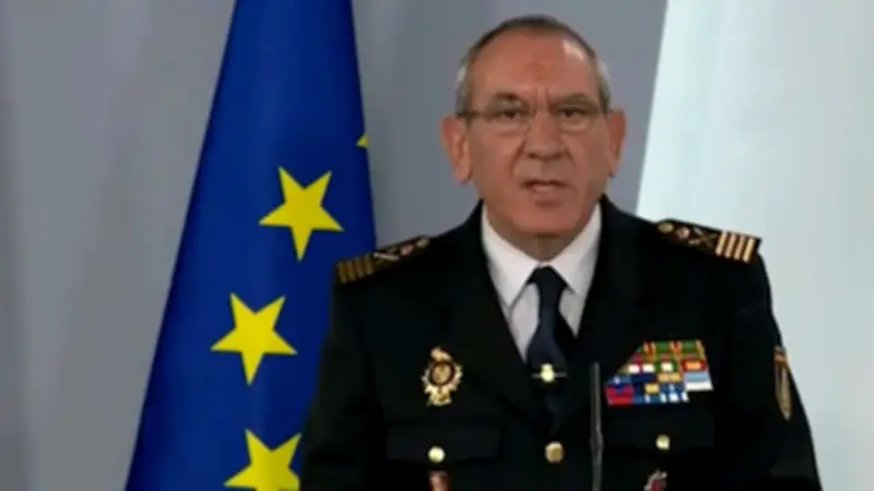 Jefe de Policía español renuncia tras denuncia por violación a subalterna