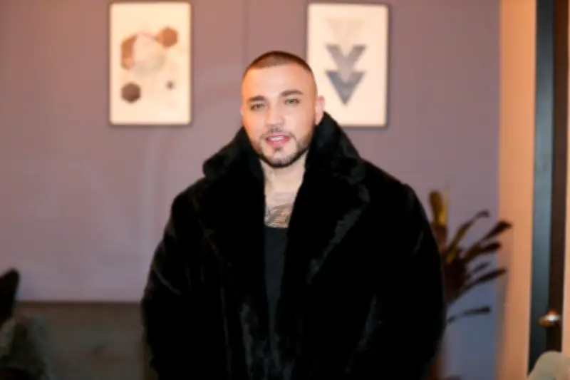 Jessi Uribe denuncia explotación financiera por su exmánager en entrevista viral