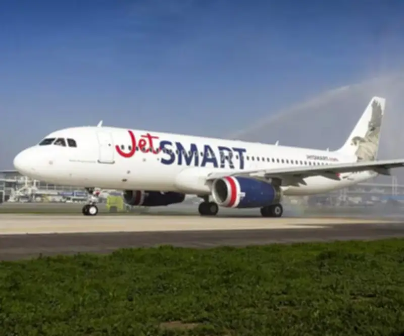 JetSmart expande su red en Colombia con nuevas rutas aéreas a Bucaramanga y Cúcuta