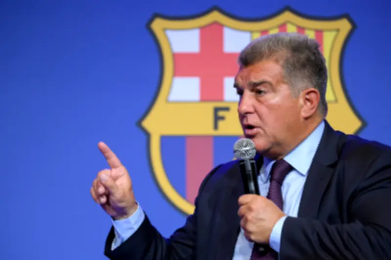 Joan Laporta renuncia como presidente del FC Barcelona para buscar reelección
