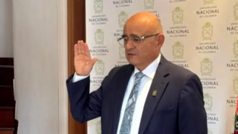 José Ismael Peña designa nuevo equipo directivo en la Universidad Nacional
