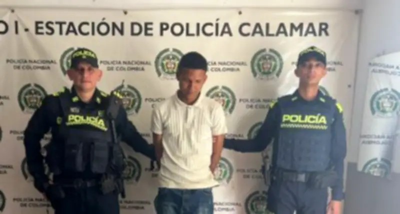 Joven de 19 años asesinado en Calamar, Bolívar, en ataque sicarial mientras compraba fritos