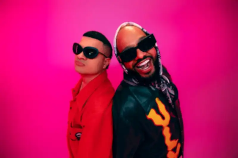 Jowell y Randy llegan a Colombia con histórico concierto 3D en el Movistar Arena
