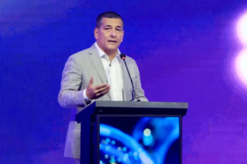 Juan Carlos Botero elogia transformación de Cartagena bajo alcalde Turbay