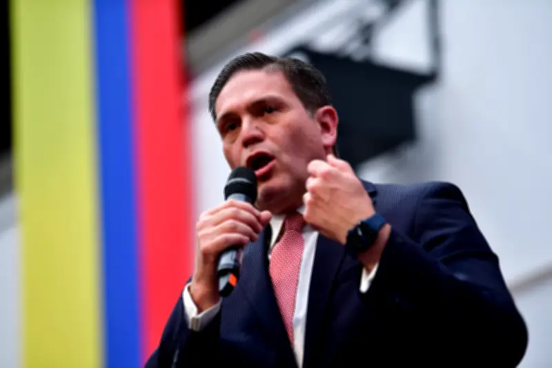 Juan Carlos Pinzón presenta sus propuestas de seguridad, economía y salud para Colombia