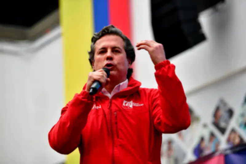 Juan Manuel Galán recibe respaldo de 33 figuras políticas y empresariales para la Gran Consulta