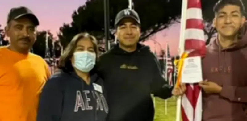 Jueza en California suspende deportación de jardinero mexicano padre de tres marines estadounidenses