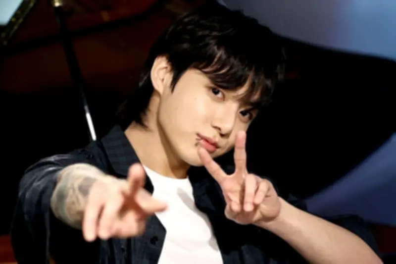 Jungkook de BTS revela su pasado como fumador y desea mayor libertad personal