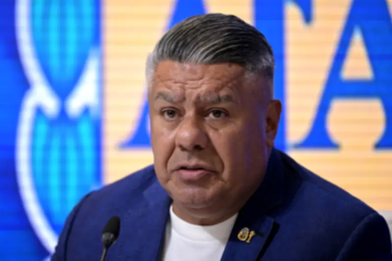 Justicia argentina prohíbe salir del país al presidente de la AFA por evasión fiscal