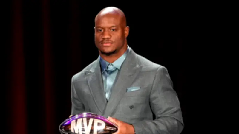 Kenneth Walker III es nombrado MVP del Super Bowl LX y rompe récord de 28 años