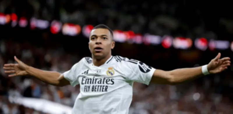 Kylian Mbappé es duda para el Real Madrid vs. Benfica en Champions por lesión de rodilla