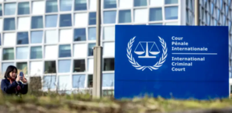 La democracia y la justicia internacional enfrentan amenazas autoritarias globales