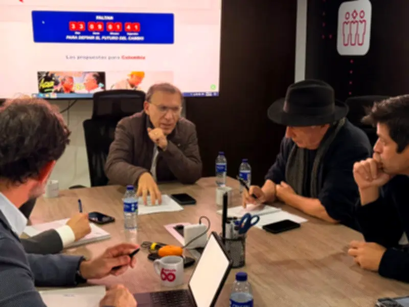 La estrategia de las dos consultas divide al progresismo y expone disputa sucesoria