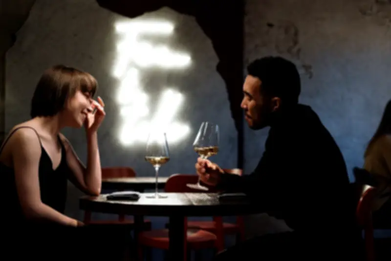 La Regla de los Tres Meses: ¿Una Fórmula para Descubrir la Autenticidad en el Amor?