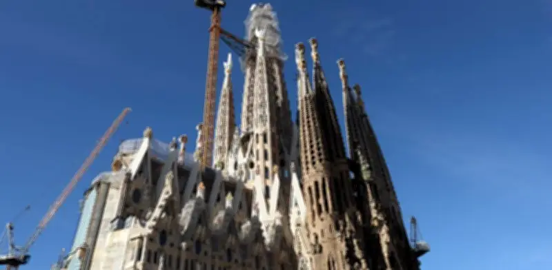 La Sagrada Torre: Un símbolo de esperanza y resiliencia en Colombia