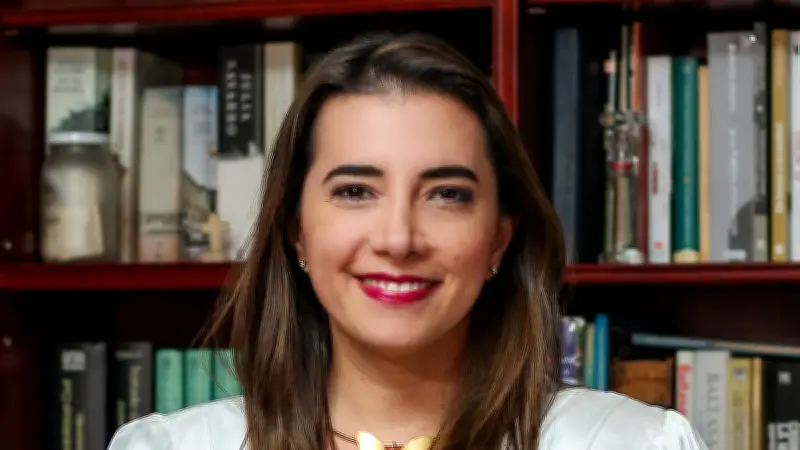 La soledad laboral: de problema personal a riesgo corporativo según la OMS