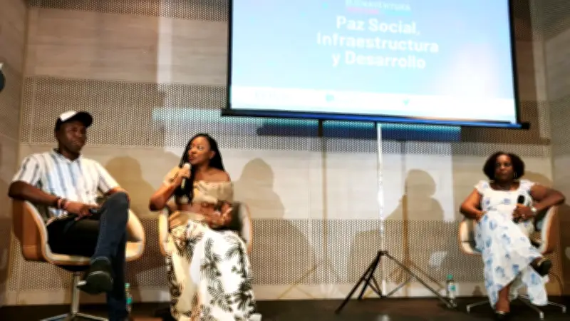 Líderes sociales exponen las necesidades urgentes de Buenaventura en foro regional