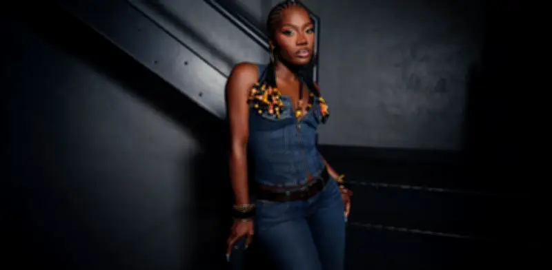 Levi's lanza campaña global 'Behind Every Original' durante el Super Bowl con cortometraje de Kim Gehrig